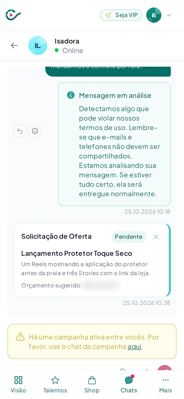 Caixa de entrada do chat da Creatify com a lista de conversas e uma conversa aberta com um criador