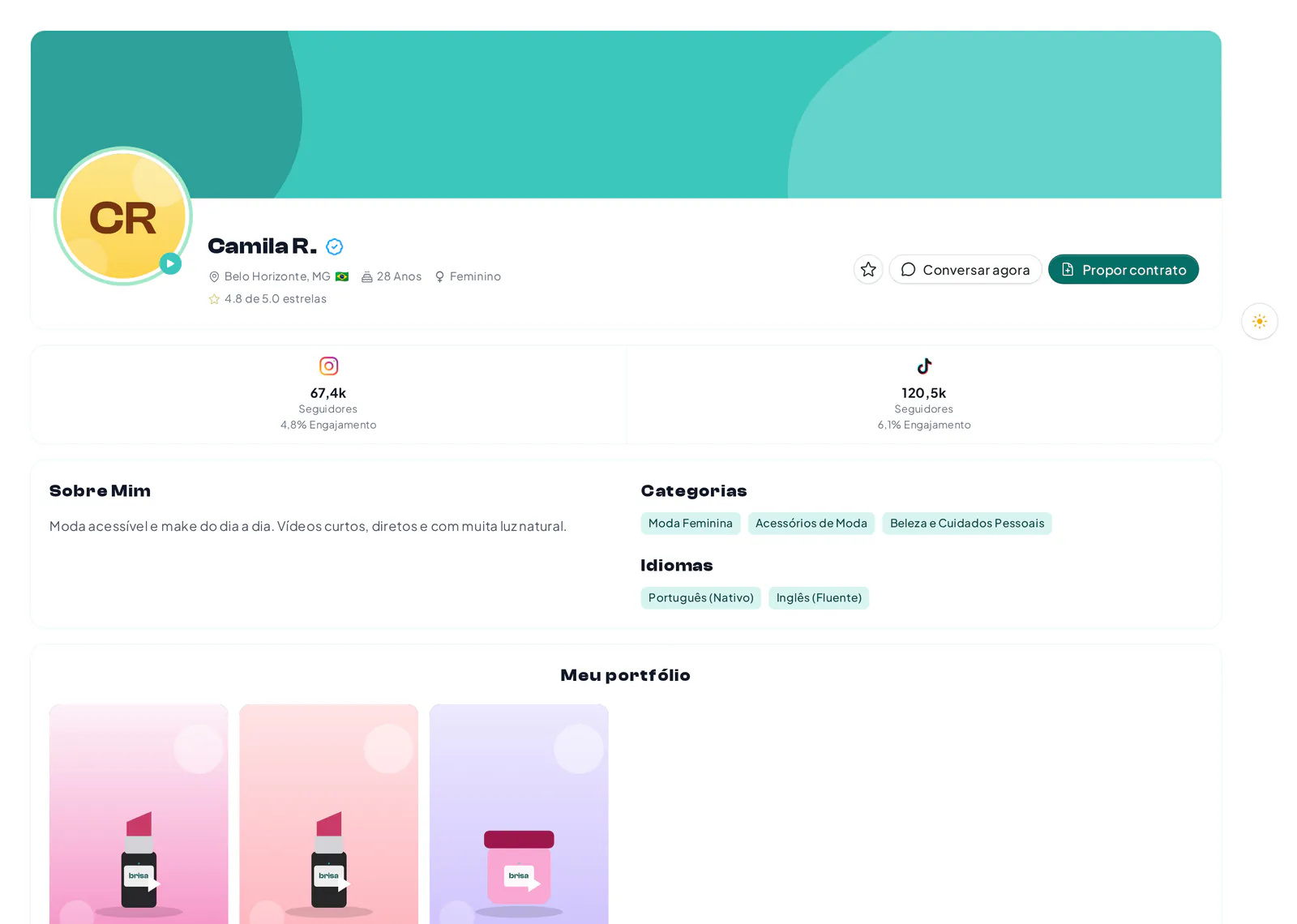 Perfil de um criador do Creatify Shop aberto a partir do Shop Hub, com redes sociais e botão de chat
