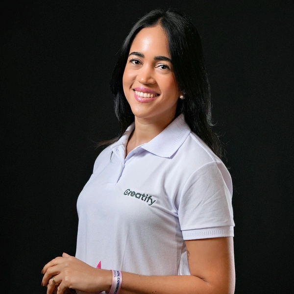 Alanna, Co-Fundadora & Head de Vendas da Creatify