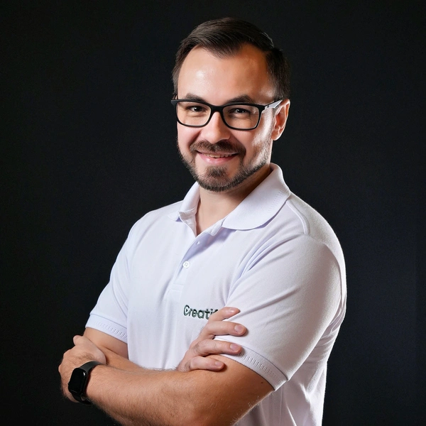 Sascha, Co-Fundador, Desenvolvedor & CEO da Creatify