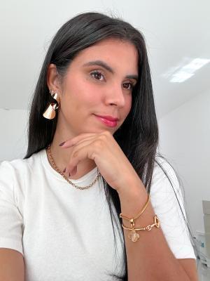 Beatriz R.
